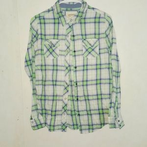 Arizona plaid botton up shirt